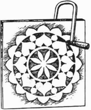 কাঠের তৈরি শিল্পকর্ম